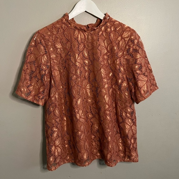 Lot of 3 Women’s Blouse Top Shirts sz M Lemon Dahlia Chevron Pink Rose Lace H&M - Picture 2 of 7